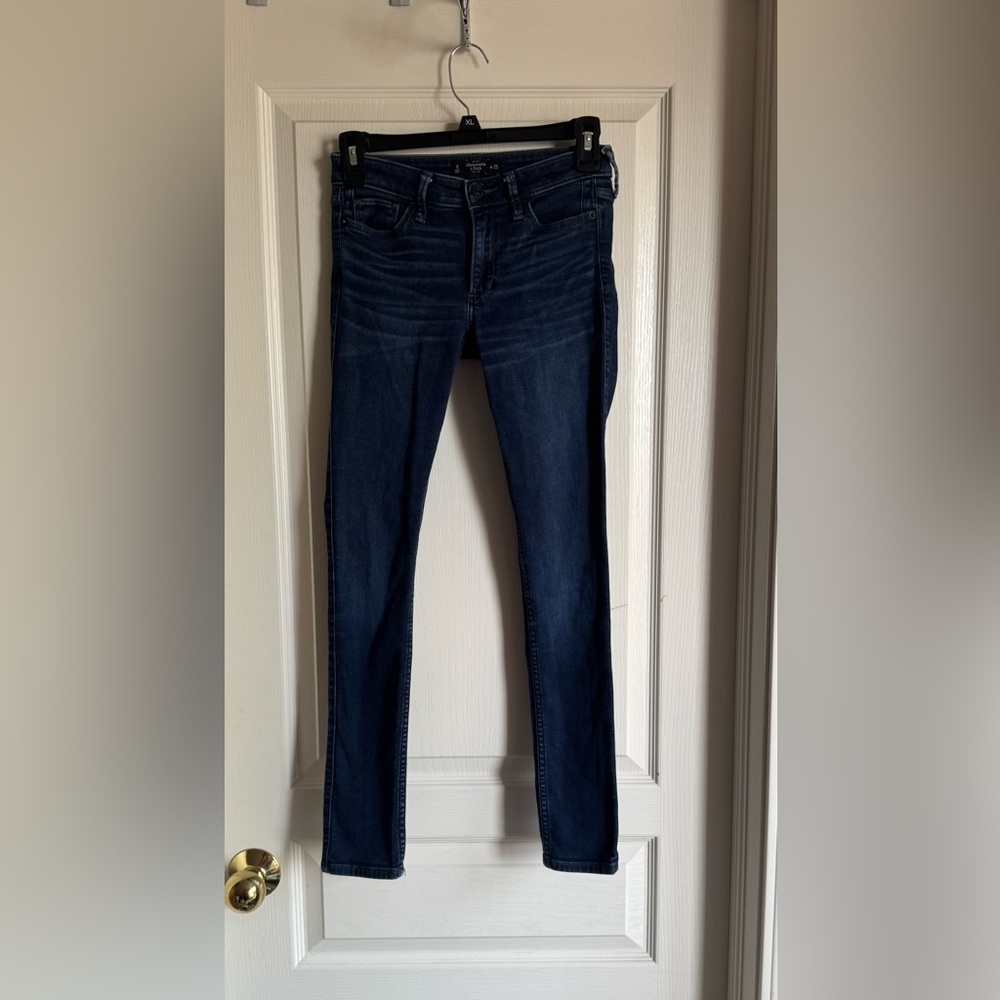 Abercrombie & Fitch Women's Jeans 25